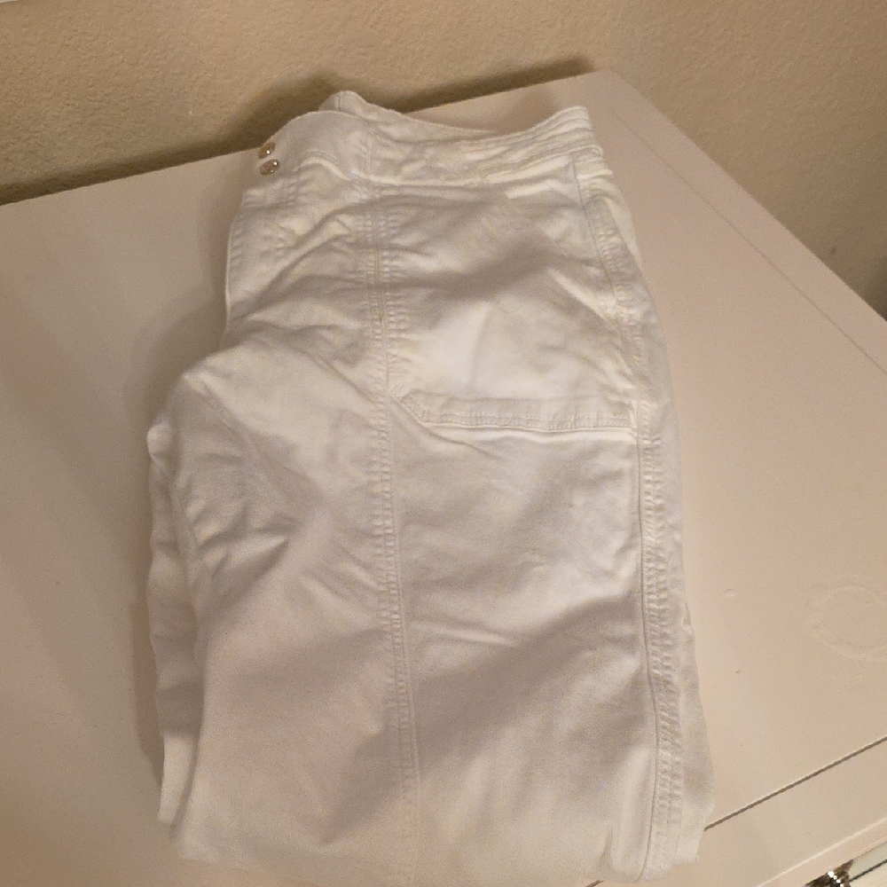 White House Black Market Soft White Denim Jeans